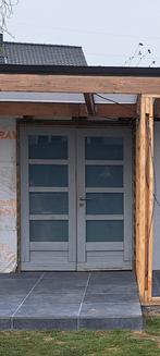 Houten deur tuinhuis met mat glas, Ophalen