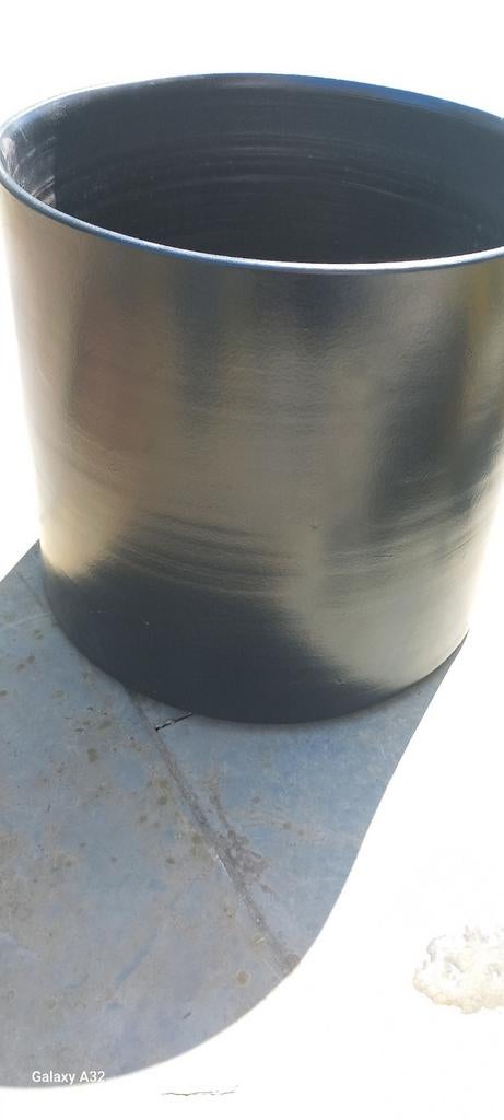 Cache-pot noir, Jardin & Terrasse, Bacs à fleurs & Jardinières, Enlèvement