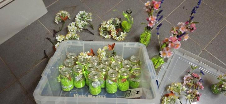 Tafeldecoratie af te halen gepast geld te Mortsel, Hobby en Vrije tijd, Feestartikelen, Nieuw, Versiering, Ophalen