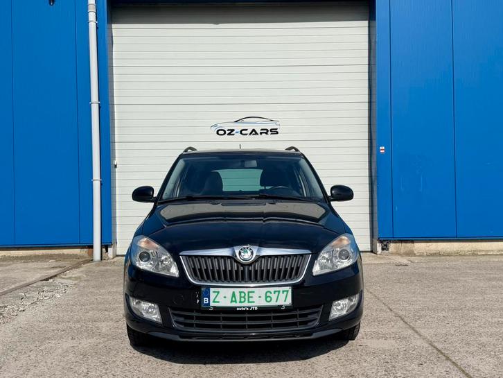 SKODA FABIA 2013/10 NIEUWE KETTING 144000km 1 jaar garantie, Autos, Skoda, Entreprise, Fabia, Essence, Break, 5 portes, Garantie prolongée