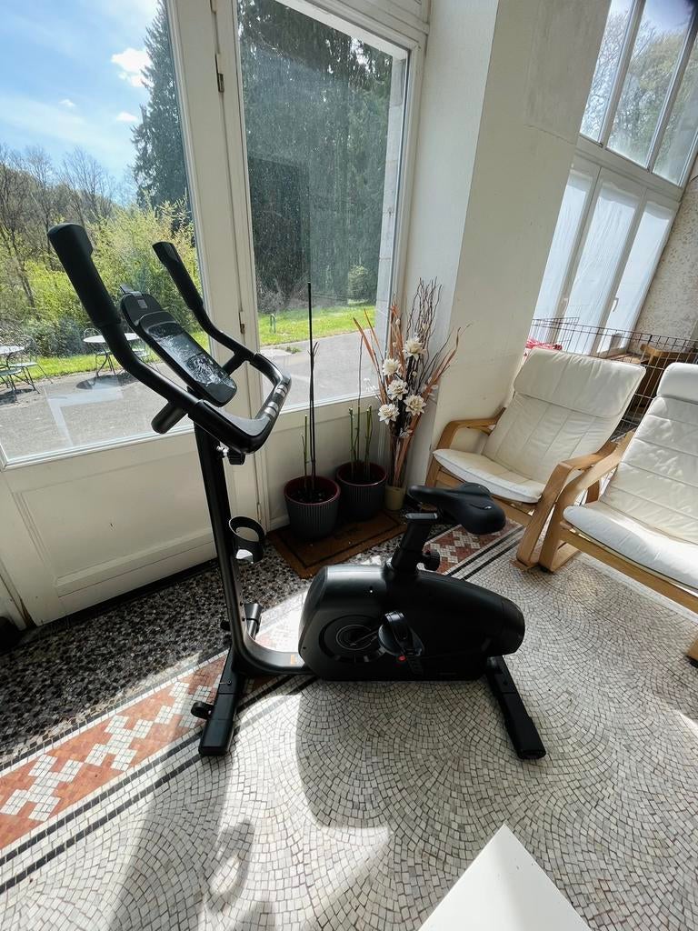 Domyos hometrainer (decathlon) – zo goed als nieuw, Sports & Fitness, Appareils de fitness, Enlèvement, Comme neuf, Vélo d'appartement
