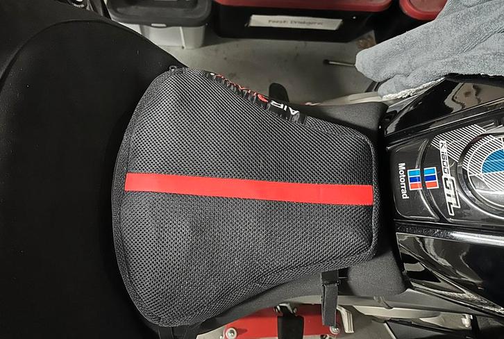 Airhawk motorzadelkussen, Motos, Accessoires | Autre, Comme neuf, Enlèvement ou Envoi