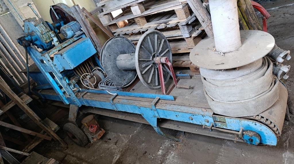 pottenpers plantpotten pers aarde pers, Ophalen