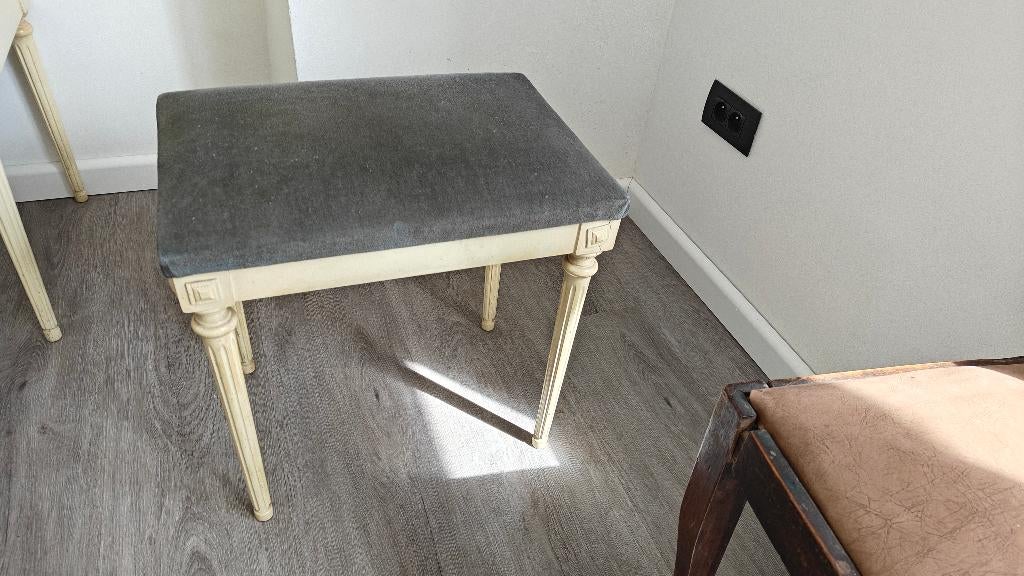 Wit stoeltje in Franse stijl, Antiek en Kunst, Ophalen