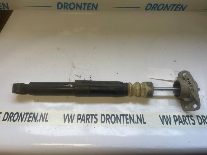 Schokdemper rechts-achter van een Volkswagen Golf, Auto-onderdelen, Ophanging en Onderstel, Volkswagen, Gebruikt, 3 maanden garantie
