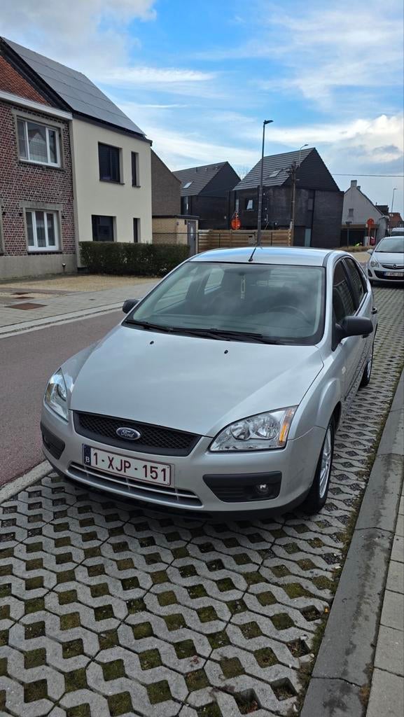 FORD FOCUS 1.6 BENZINE AUTOMAAT, Auto's, 1600 cc, Parkeersensor, Particulier, Euro 4