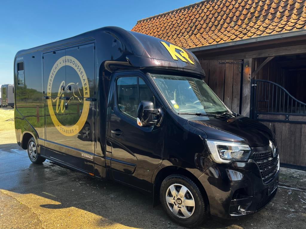 Magnifique camionnette chevaux Krismar, Animaux & Accessoires, Chevaux & Poneys | Semi-remorques & Remorques, Enlèvement