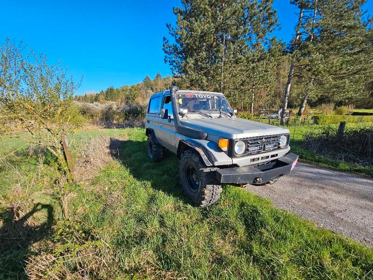 Land hzj73, Auto's, Toyota, Particulier, Landcruiser, 4x4, Diesel, Cabriolet, 3 deurs, Handgeschakeld, Zilver of Grijs, Grijs