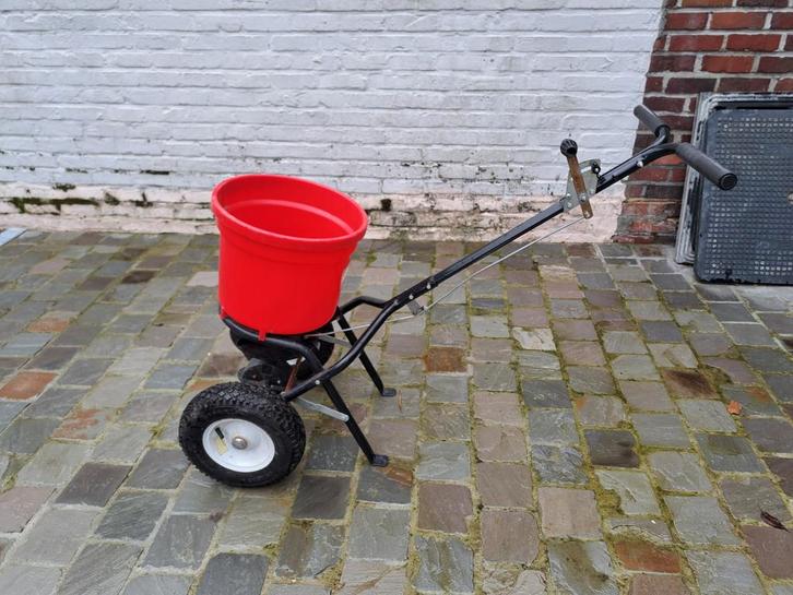 Strooiwagen, Jardin & Terrasse, Outils à main, Enlèvement