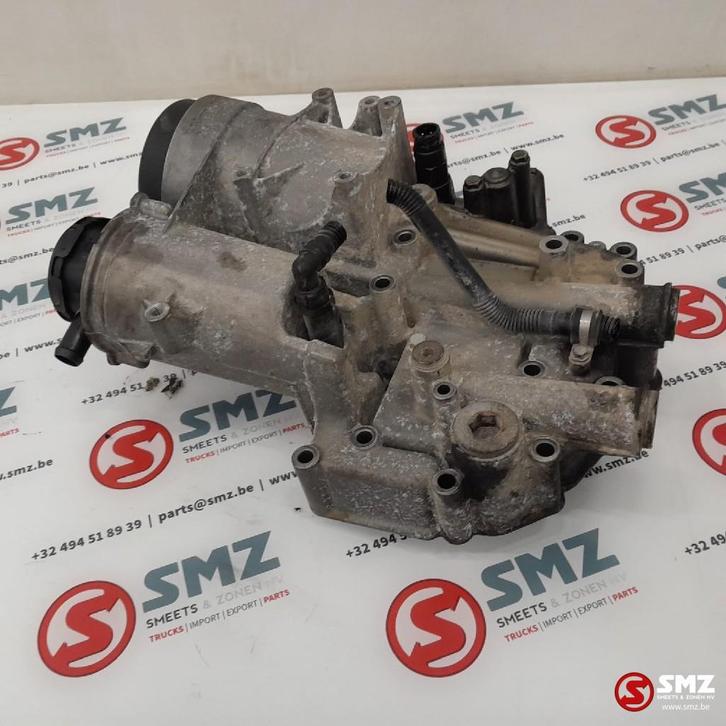 Occ boîtier de filtre à huile D2066 MAN, Autos : Pièces & Accessoires, Pièces camion, MAN, Filtres, Utilisé