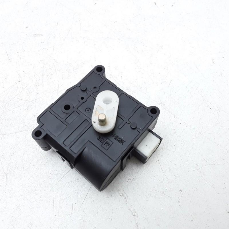 KACHELSTELMOTOR Toyota Corolla (E12) (|1138002051|), Gebruikt, Toyota