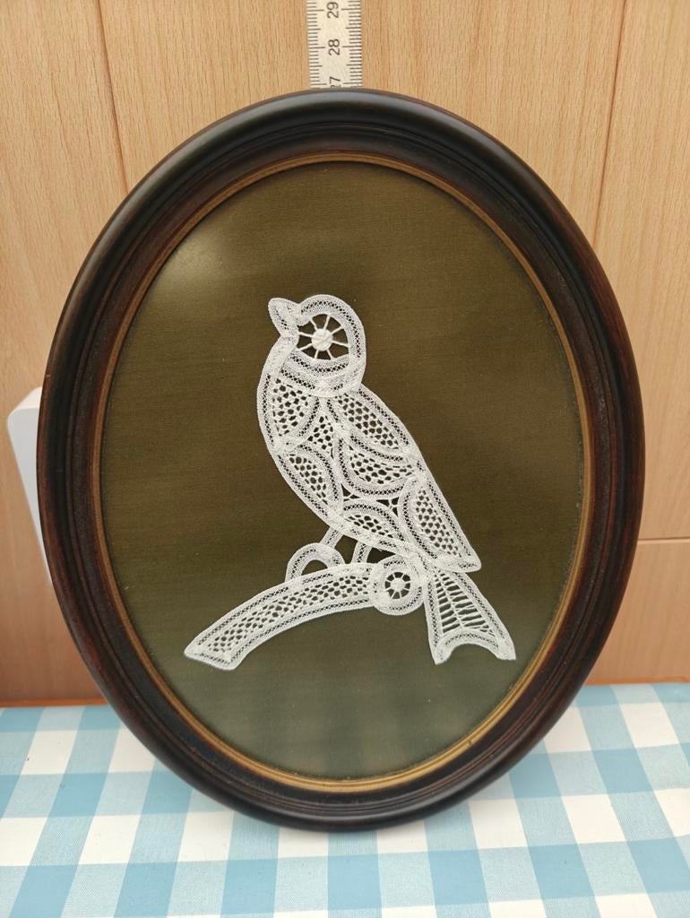 Kanten handwerk ingelijst, Ophalen, Ingelijst