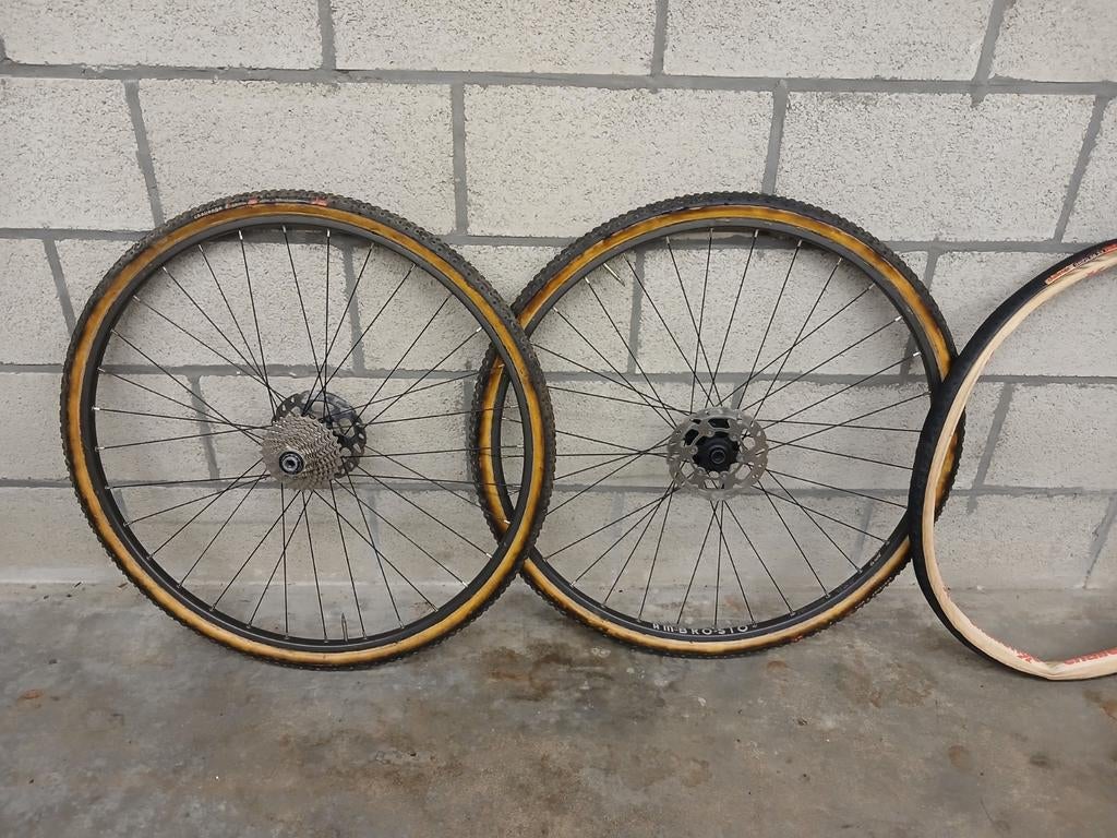 Ambrosio Nemesis wielset Tubular disc cyclocross/gravel, Fietsen en Brommers, Fietsonderdelen, Ophalen