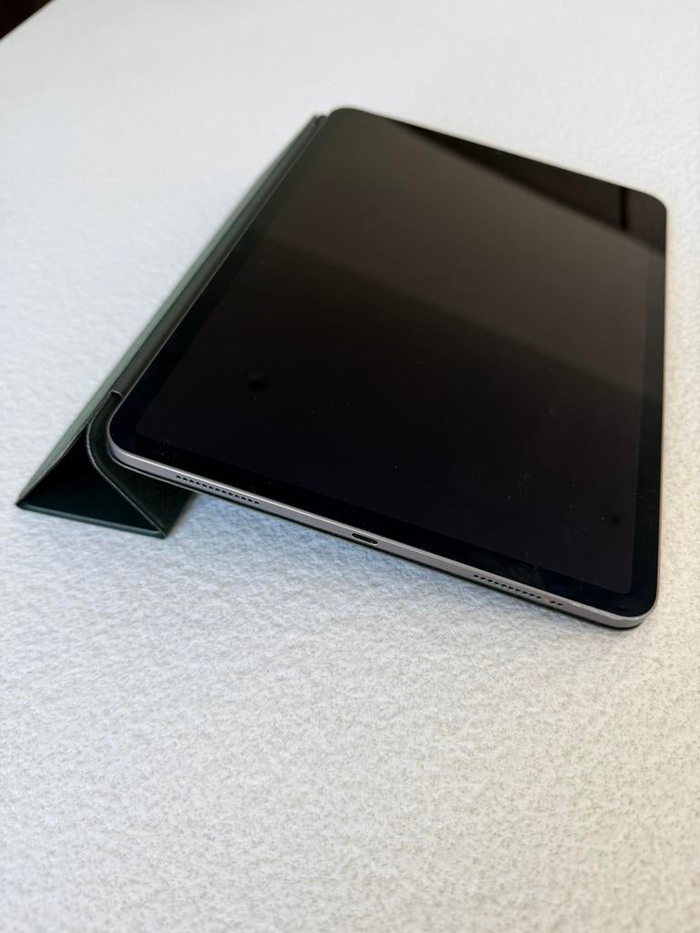 Ipad pro 11inch 2gen 128gb, Computers en Software, Tablet-hoezen, Ophalen, Gebruikt