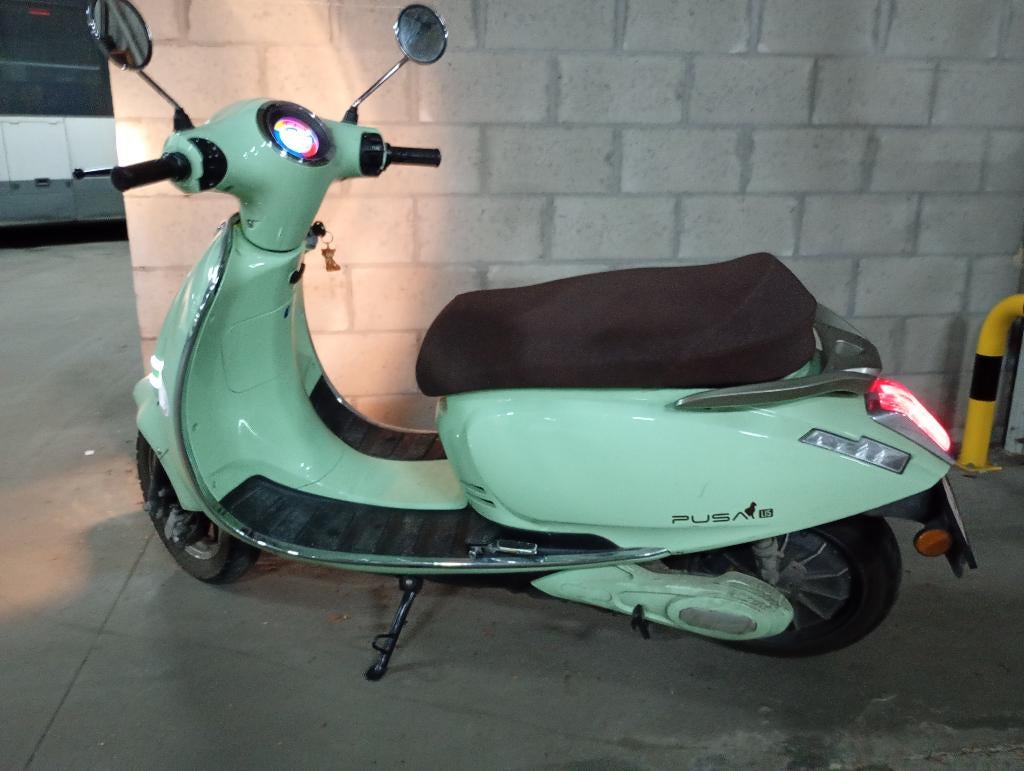 Elektrische scooter 125cc, Scooter, Jusqu'à 11 kW, Particulier