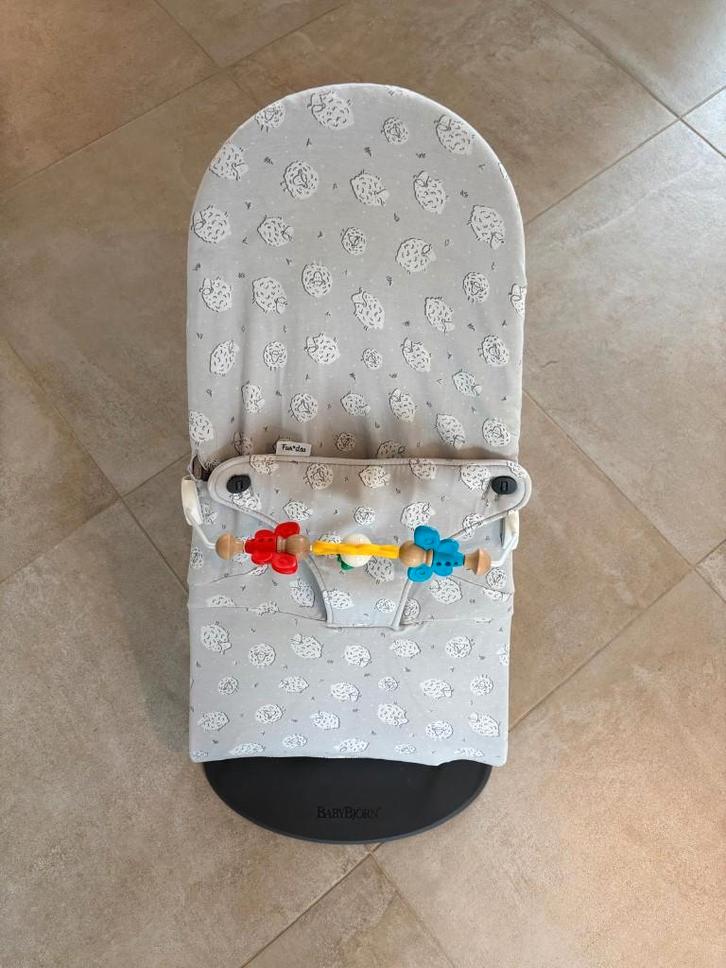 Wipper babybjorn, Kinderen en Baby's, Wipstoeltjes, Zo goed als nieuw, Wipstoel, Overige merken, Met gordel(s) of riempje(s), Verstelbaar
