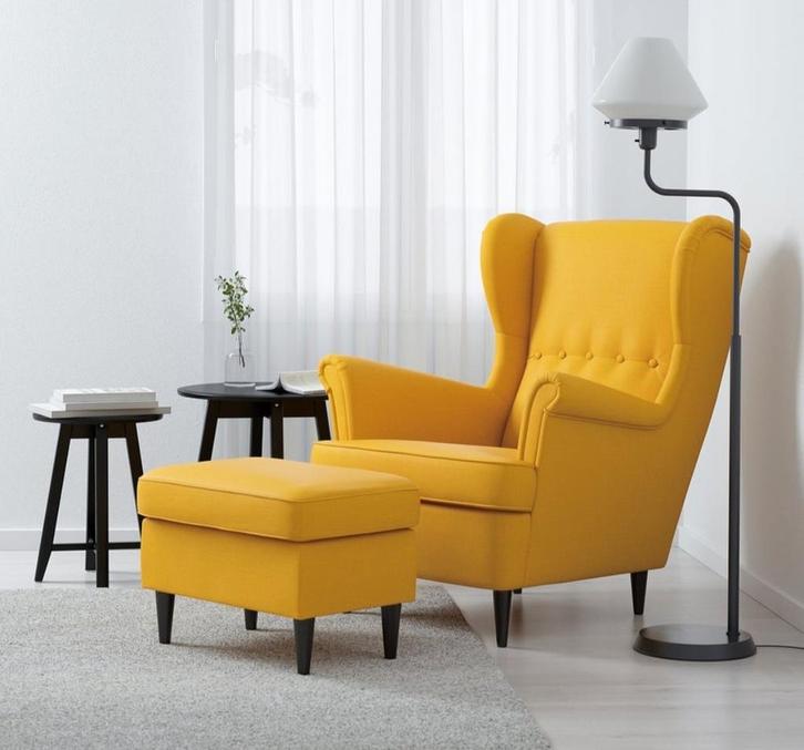 Ikea Strandmon oorzetel in Skiftebo geel en voetenbank, Huis en Inrichting, Zetels | Zetels en Chaises Longues, Nieuw, Eenpersoons