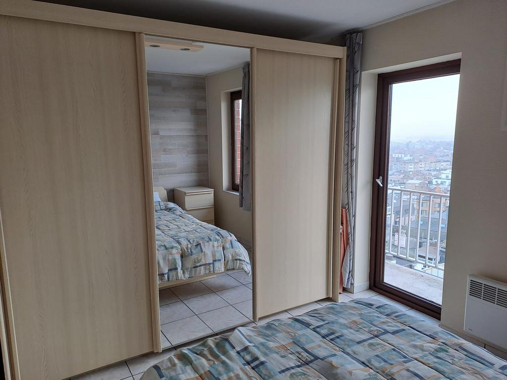 3 deurskast met spiegel, Huis en Inrichting, Ophalen, Gebruikt