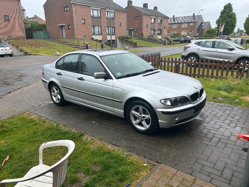 Bmw 318i e46, Autos, BMW, Argent ou Gris, Achat, 4 portes, 1435 kg