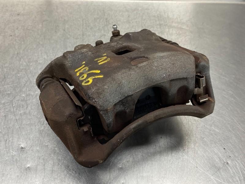 REMKLAUW LINKS VOOR ABS Nissan Juke (F15) (01-2010/12-2019), Gebruikt, Nissan