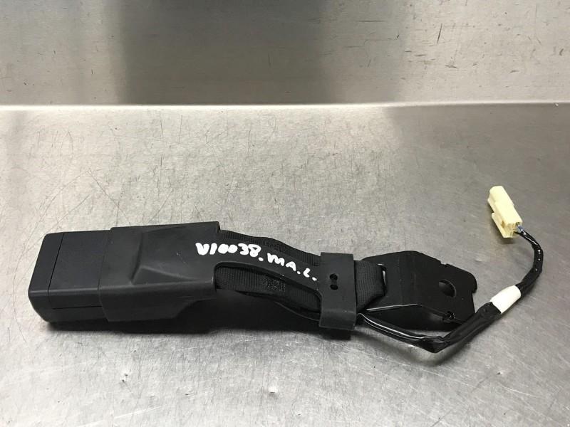 GORDELSLOT MIDDEN ACHTER Subaru Trezia (01-2011/-), Gebruikt, Subaru