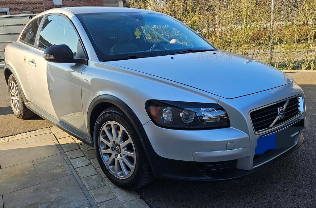 Volvo c30, Argent ou Gris, Particulier, Tissu, Euro 4