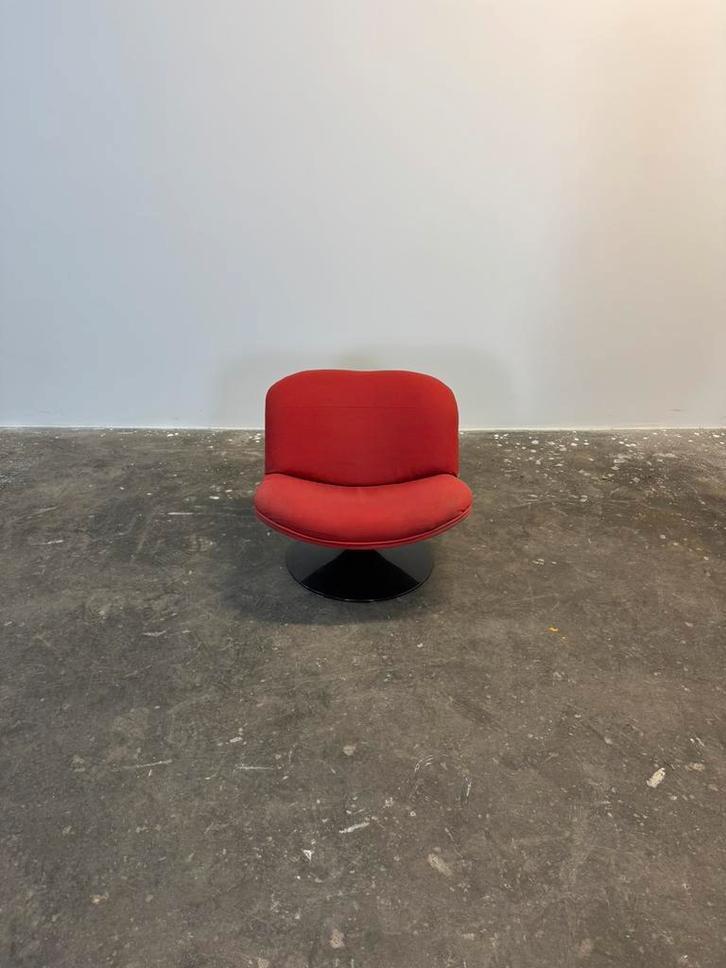 Artifort kuipstoel F504 rood Geoffrey Harcourt, Maison & Meubles, Fauteuils, Comme neuf, Enlèvement