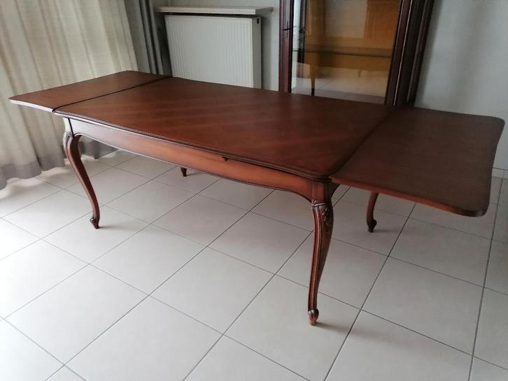 Klassieke eettafel, Huis en Inrichting, Tafels | Eettafels, Gebruikt, Ophalen