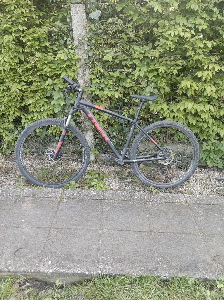 Mountainbike van het merk TREK, Ophalen, Trek