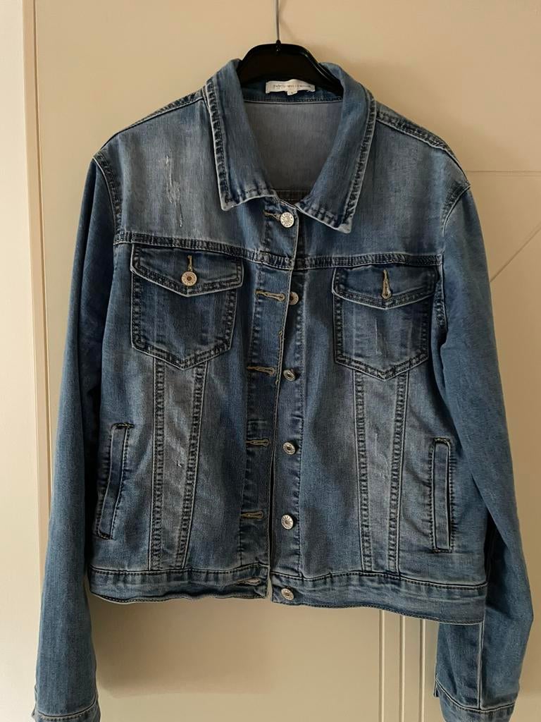 Dames jeans jas, Ophalen of Verzenden, Zo goed als nieuw, Maat 42/44 (L), Blauw