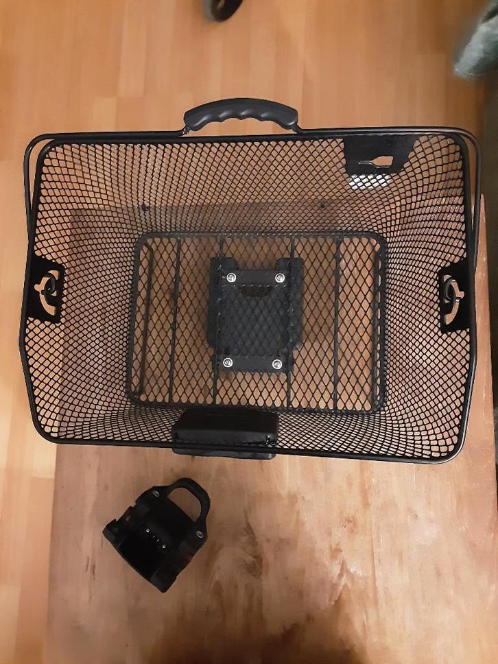 Panier vélo adulte, Fietsen en Brommers, Fietsaccessoires | Fietsmanden, Zo goed als nieuw, Fietsmand, Stuurbevestiging, Ophalen