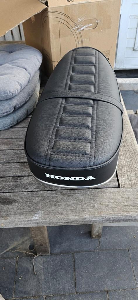 Honda dax zadel (k3) te koop, Ophalen