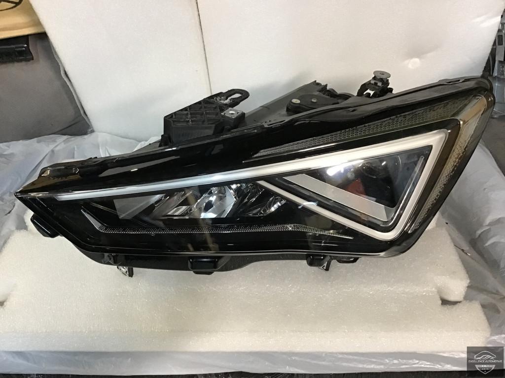Guidons LED Koplamp Seat Cupra Leon 5FA 20-24 Vol 5FB941007G, Autovia A-2, Km 585 585
08760  Martorell, ES, SEAT S.A., Utilisé
