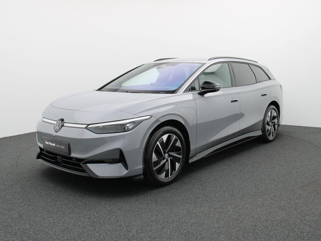 Volkswagen ID.7 Tourer 77kWh Pro Business Premium, Autos, Volkswagen, Argent ou Gris, Carnet d'entretien, Noir, 5 portes