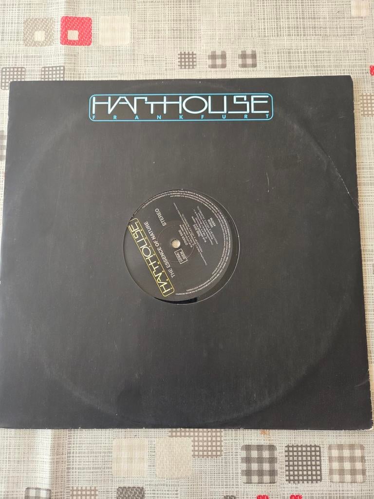 De essentie van natuurblauwe orchidee, Ophalen