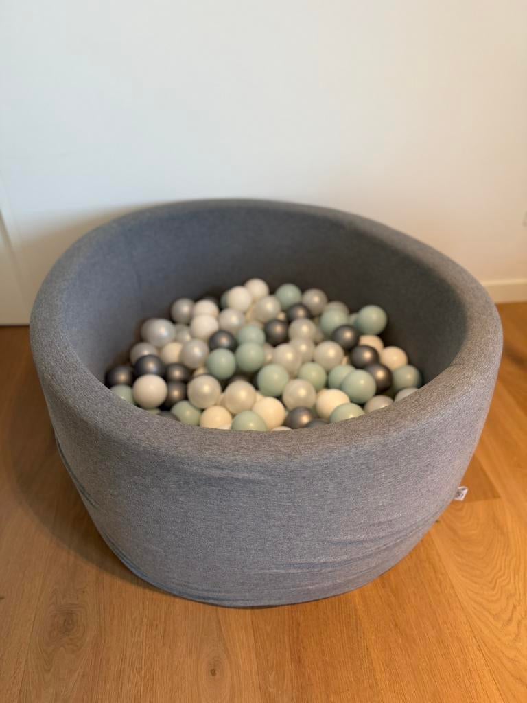 Ballenbad Miiimi, Ophalen, Zo goed als nieuw