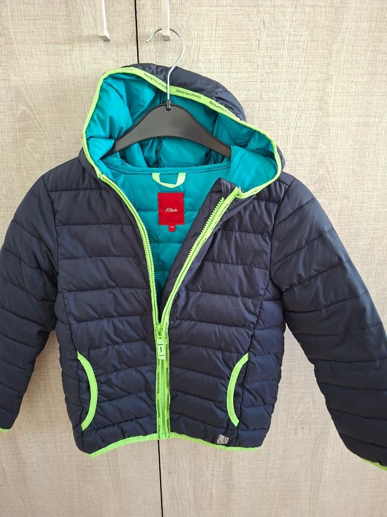 Donsjas S.Oliver jongen, Kinderen en Baby's, Kinderkleding | Maat 128, Ophalen, Gebruikt, Jongen, Jas