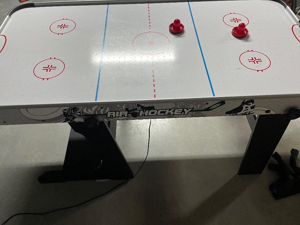 AirHockey in goede staat, Enlèvement, Utilisé