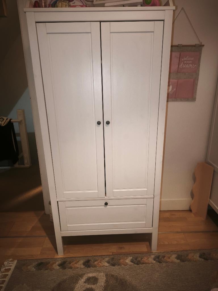 SUNDVIK IKEA kinder-/babykleerkast 100€, Ophalen, Zo goed als nieuw, Kast