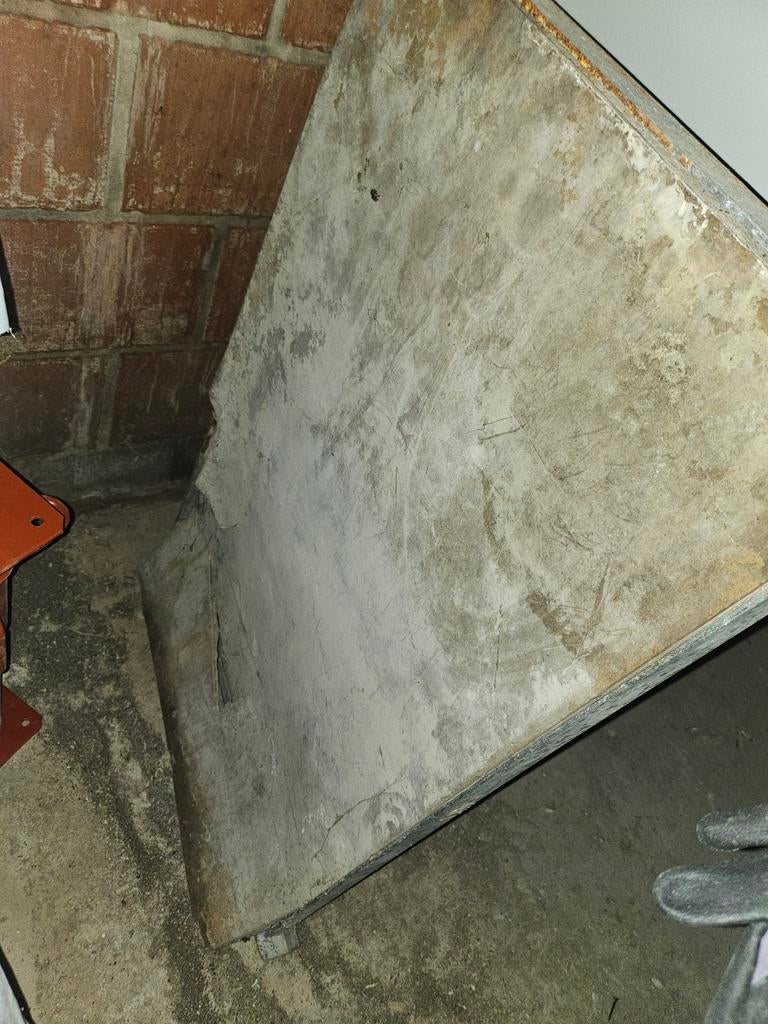 Grand chariot trolley transport charge, Enlèvement