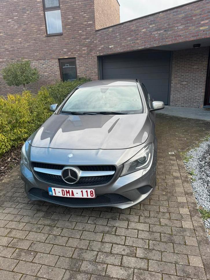 Mercedes-Benz Cla 180 BJ 2016, Autos, Mercedes-Benz, Particulier, CLA, ABS, Airbags, Air conditionné, Alarme, Bluetooth, Verrouillage central