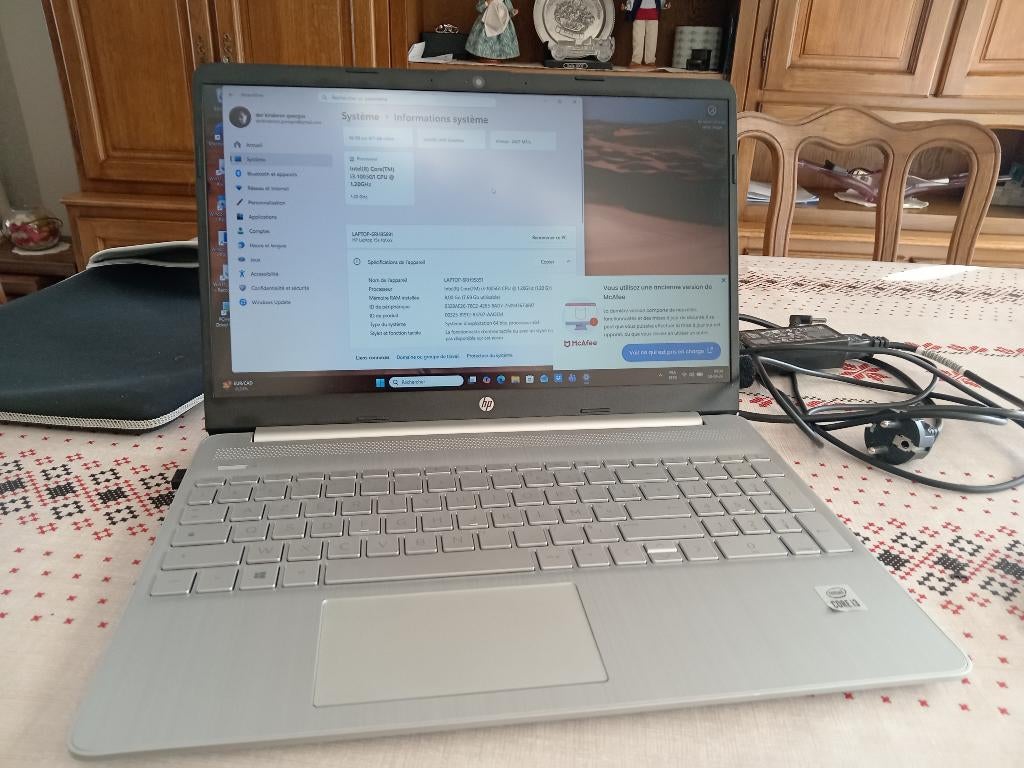 Pc HP 15s-fq1032nf, Informatique & Logiciels, Ordinateurs de bureau, Comme neuf, 2 à 3 Ghz, SSD, 8 GB, Enlèvement