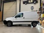 peugeot partner 1.4 essence - utilitaire léger-101.000 km, Autos, Achat, Entreprise, Boîte manuelle, Entretenue par le concessionnaire