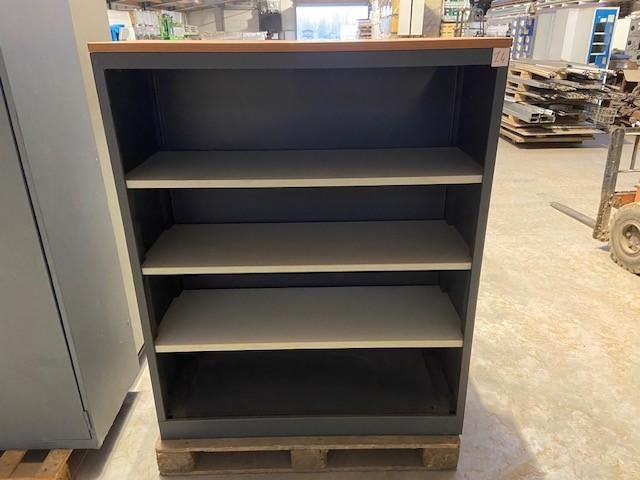 KAST VOOR WERKPLAATS TUINHUIS, Gebruikt, Tuinhuis, Minder dan 200 cm, Zonder ramen