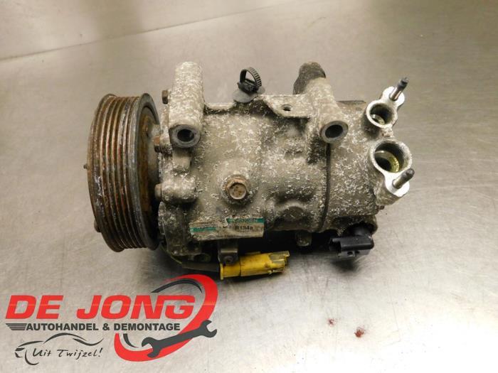 Pompe clim d'un Peugeot Partner, -, 3 mois de garantie, Utilisé, -