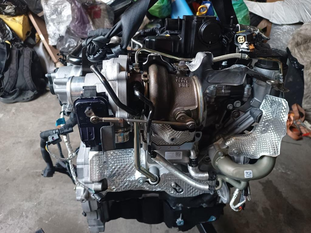 PT204 Range Rover 2.0 Hybrid Moteur complet, Ophalen of Verzenden, Gebruikt, Land Rover