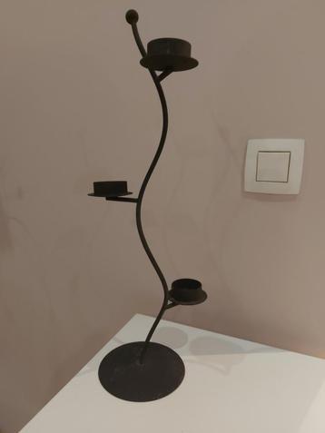 Kaarshouder als een plant (3 theelichtjes) beschikbaar voor biedingen