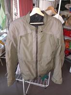 Motorjas en broek, Motoren, Ophalen