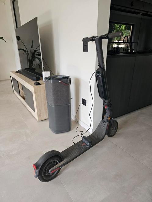 Electrische Step Segway Ninebot E45E, Fietsen en Brommers, Steps, Zo goed als nieuw, Ophalen