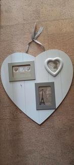 Groot houten hart met 3 fotokadertjes en sleutelhaakje, Audio, Tv en Foto, Fotografie | Fotolijsten, Ophalen of Verzenden, Nieuw